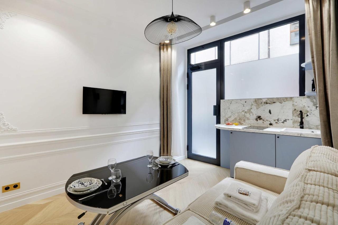 Charming Flat - 1br-4p - Center Appartement Parijs